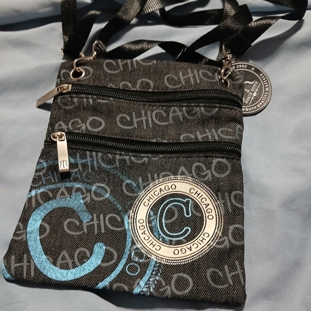 Robin Ruth crossbody bag. NWT. Says Chicago on it.